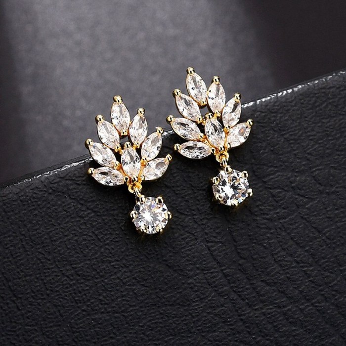 Korean Simple Fashion 16K Gold Earring Stud AAA Zircon Inlaid S 925 Sterling Silver Pin Earrings for Women Qx1331