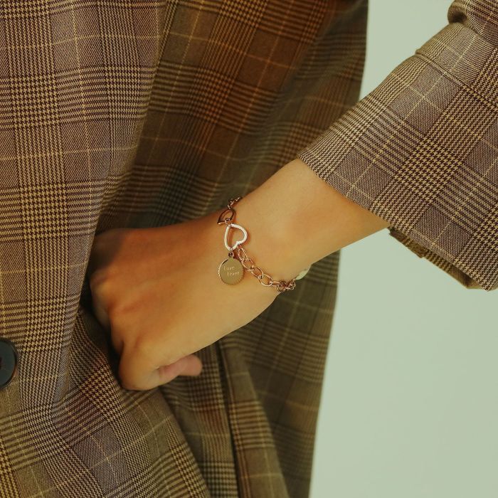Fashion Korean Style New Letter D Heart Titanium Steel Bracelet Popular Gear Ornament Bracelets for Women Gb1076