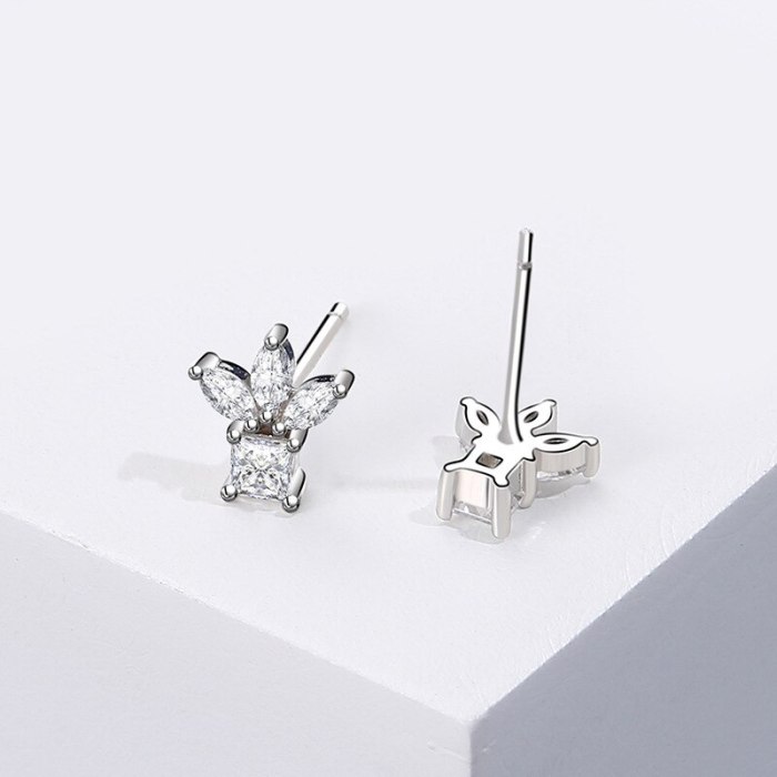 S925 Sterling Silver Zircon Earrings Korean Fashion Diamond Set Small Jewelry Stud earring Silver Christmas Jewelry MLYE0029