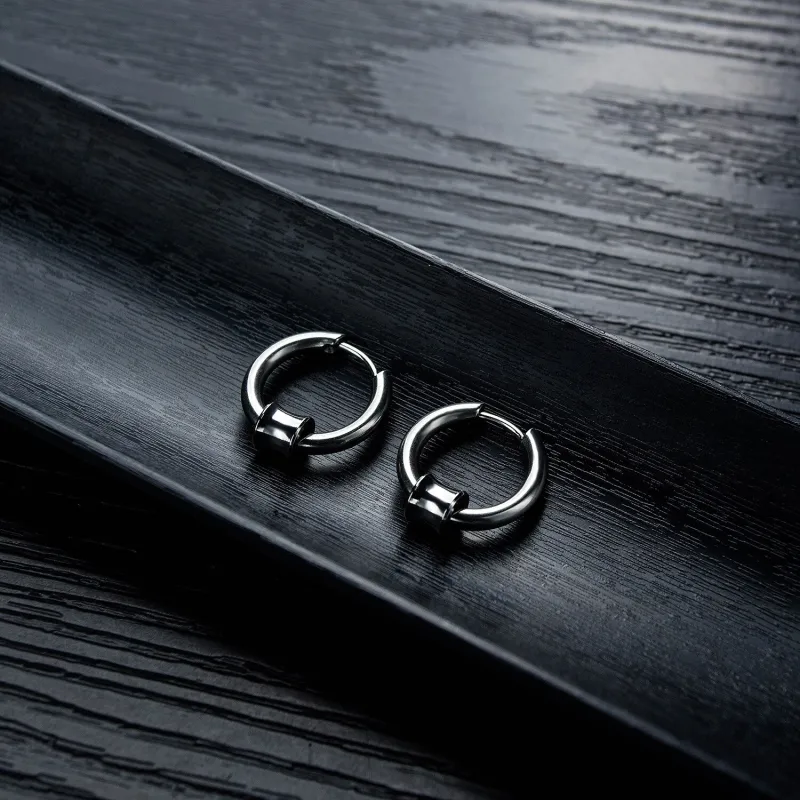 European and American Hot Selling Cool Hip Hop Trendy Ornament  Ear Stud Stainless Steel Men's Circle Earrings Gb559