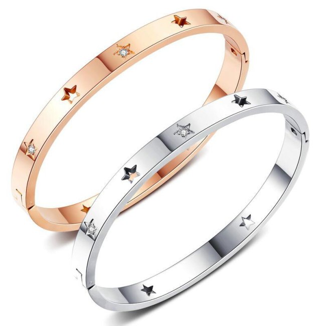 Hollow Star Stainless Steel Men and Women Bracelet Five-Pointed Star Titanium Steel Women's Bracelet Lovers' Gift Gb960