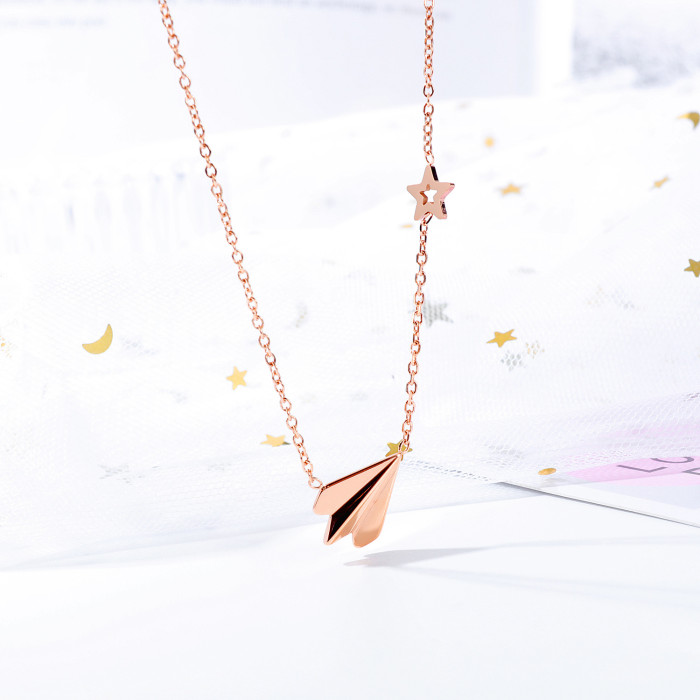 Titanium Steel Women's Necklace Japanese and Korean Cool Paper Airplane Hollow Five-Pointed Star Pendant Accessories Gb1645