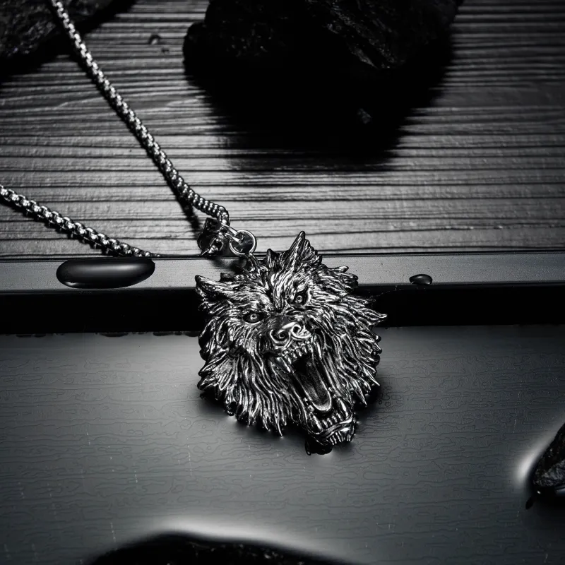 Vintage Ornament Punk Rock Cool Stainless Steel Pendant Titanium Steel Wolf Head Men's Necklace Boyfriend Gift Gb1600
