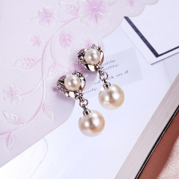Simple Fashion All-match Stud earring Female Anti-Allergy Silver Needle Temperament  Long Pearl Earrings Ear Pendant 080537