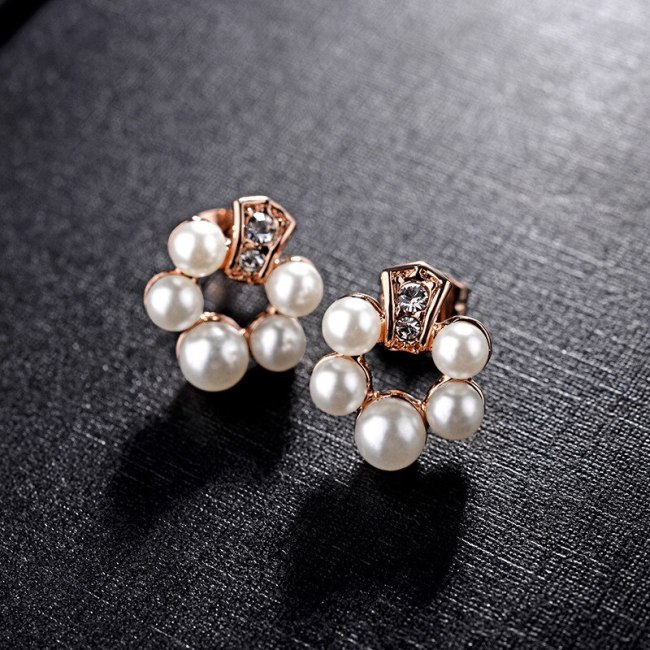 Korean Fashion Small Number Zircon Pearl Ear Stud Sweet Temperament All-match Small Flower Earrings Jewelry Wholesale 85584