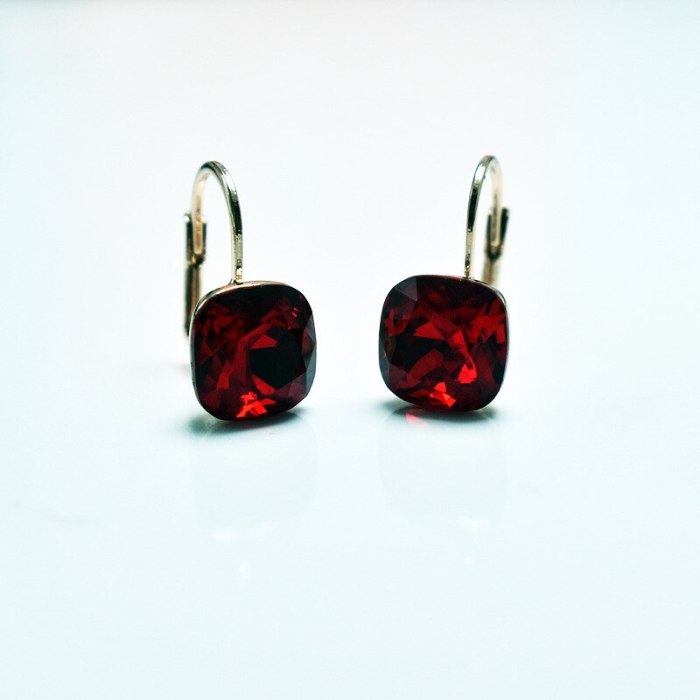 Crystal Earrings Female Ear Stud Ear Stud Fashion Bright Ear Stud Ear Pendant Jewelry 87213