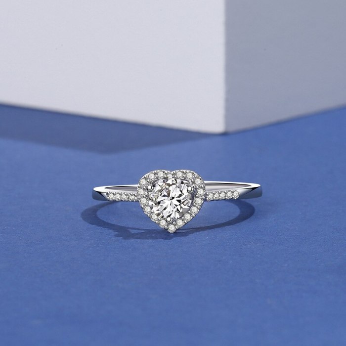 S925 Sterling Silver Moissanite Lovely Carat Ring Female Fashion Korean-Style Proposal Mosang Diamond Ring Wholesale Mlk658