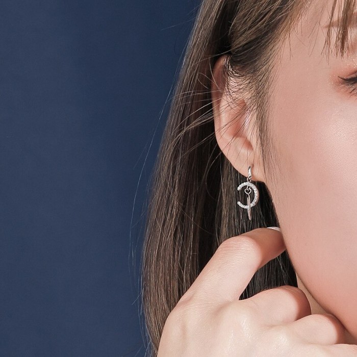 S925 Sterling Silver Stud Earring Ins Retro Korean Creative Earrings Female Earring Pendant Mle2084