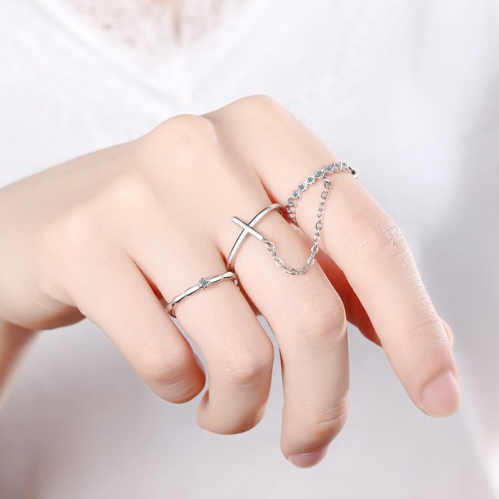 Korean-Style Cross Little Finger Ring Rose Gold Plated Joint Three-Piece Chain Ring Simple Fine Diamond Set Ring Female Xzjz330