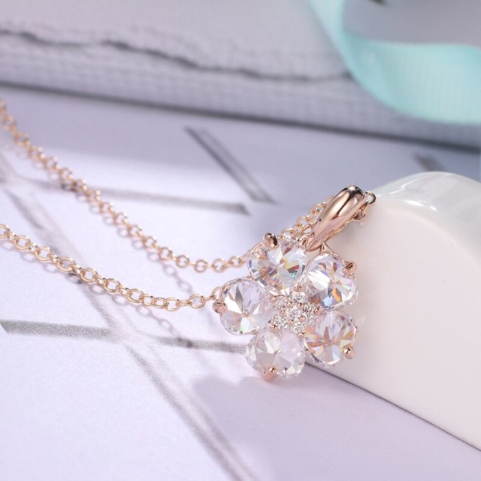 Fashion Jewelry Women's Simple Cool AAA Zircon Clavicle Necklace 134972