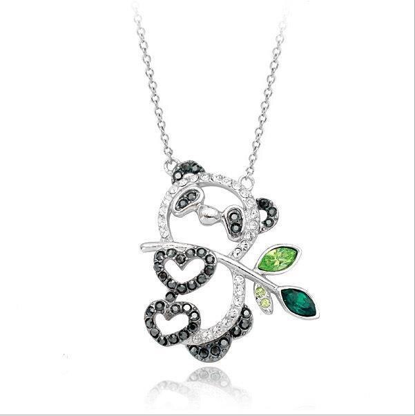 Cute Girl Ornament Diamond Set Panda Pendant Necklace Exquisite Necklace Wholesale 61522