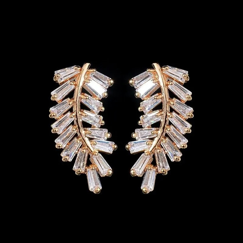 Fashion Trend Leaf-Shaped Earrings Zircon Earring Korean Style Cool 925 Ear Pin Champagne Gold  Stud Earring Qxwe961