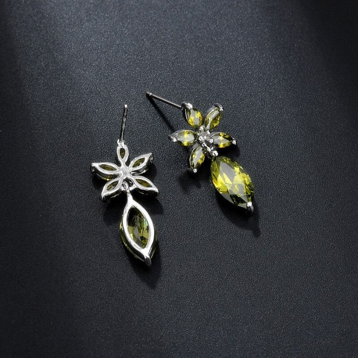 Fashion Inlaid AAA Zircon Earring Pendant  Stud Earring Leaf Pendant Earrings Female Jewelry Qxwe461