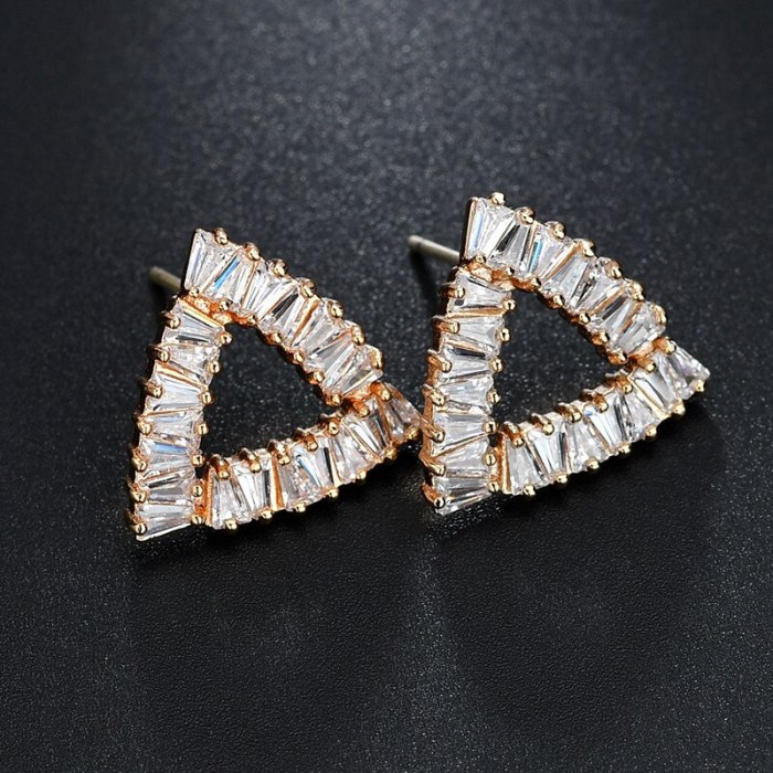 Geometric Triangle Stud Earrings 925 Sterling Silver Ear Pin Copper Inlaid AAA Zircon Fashion Earrings Jewelry Qxwe1169