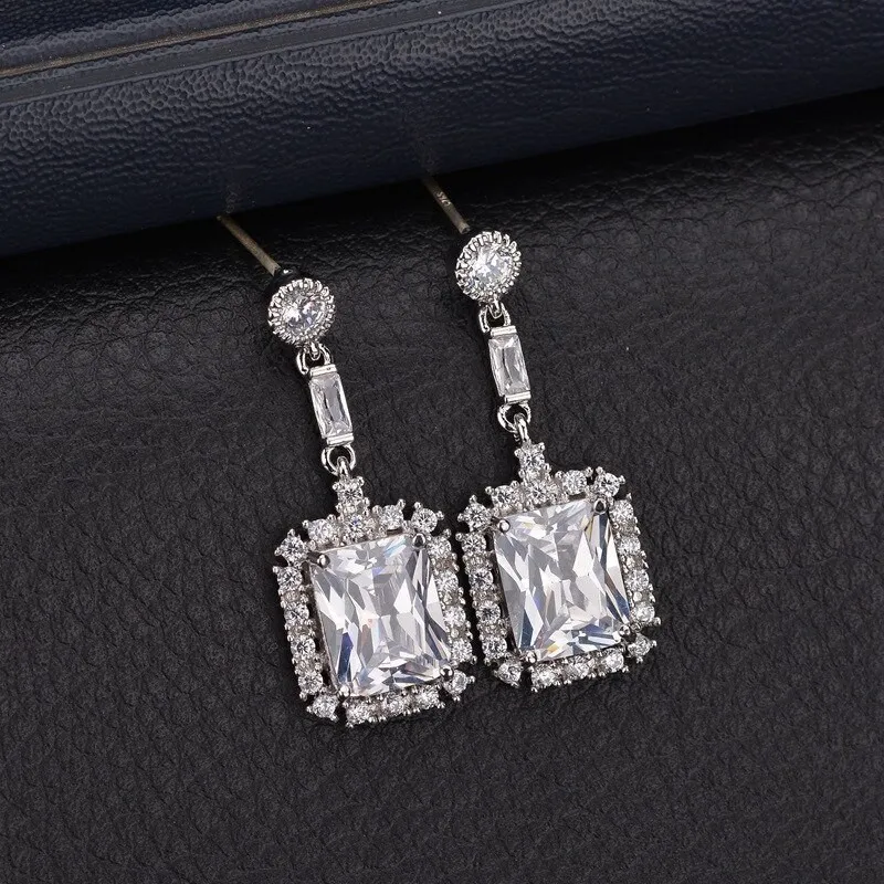 Korean Fashion Stud Earrings Exaggerated Zircon Earrings Long Elegant Ear Pendant Sterling Silver Earrings Jewelry Qxwe804