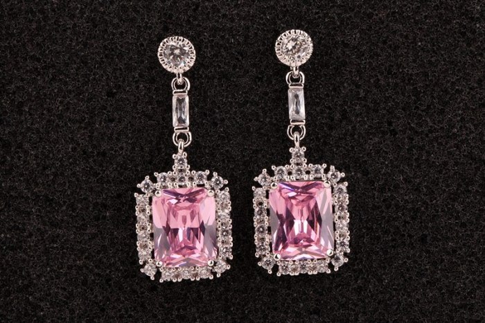 Korean Fashion Stud Earrings Exaggerated Zircon Earrings Long Elegant Ear Pendant Sterling Silver Earrings Jewelry Qxwe804