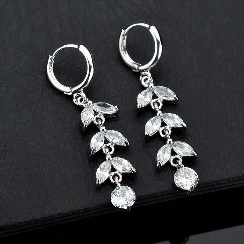 AAA Zircon Inlaid Earrings Ear Clip Leaves Ear Pendant Gift for Women Qxwe414