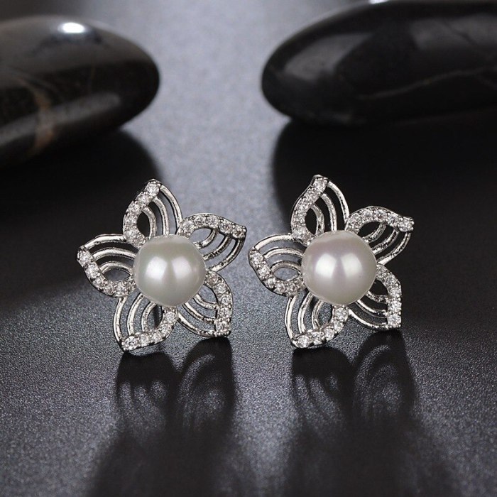 Korean-Style Pearl Stud Earrings Simple Lotus Copper Inlaid Zircon Earrings All-match Earrings Jewelry Qxwe936