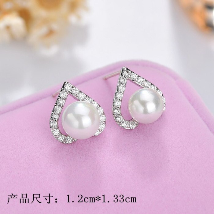 New S925 Silver Pin Female Fashion Pearl Stud Earrings Korean Style Cool All-match Lovely Zircon Inlaid Earrings  Qxwe1158