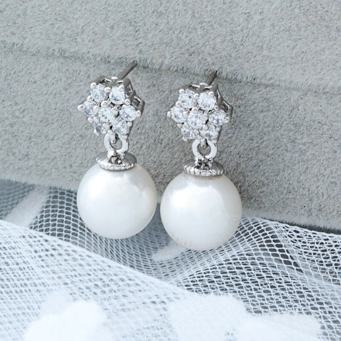 Round Pearl Earrings Inlaid AAA Zircon Snowflake Ear Stud Earrings Simple Girl's Heart Student Stud Earrings Qxwe636