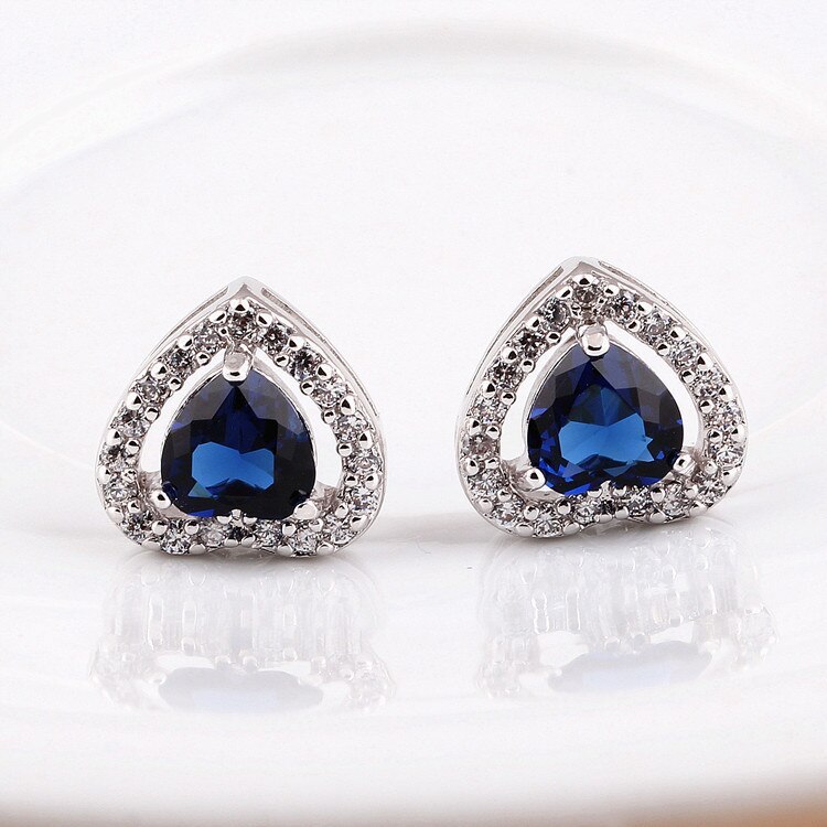 Lovely Stud Earrings Zircon Exquisite Classic Earrings Jewelry Qxwe228