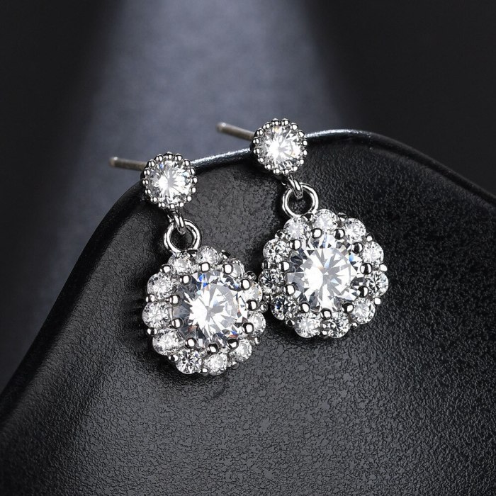 Classic Fashion Stud Earrings S925 Sterling Silver Ear Pin AAA Zircon Inlaid Earrings Jewelry Qxwe799