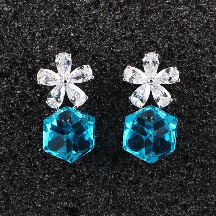 Rubik's Cube High-Grade Crystal Zircon Earrings Flower Ear Stud Earrings Korean Style New Earrings Qxwe715