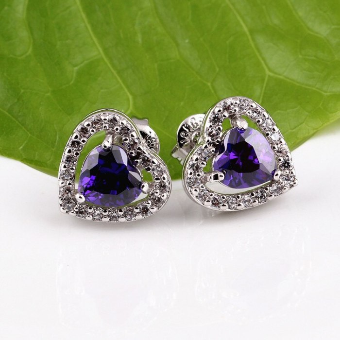 Lovely Stud Earrings Zircon Exquisite Classic Earrings Jewelry Qxwe228