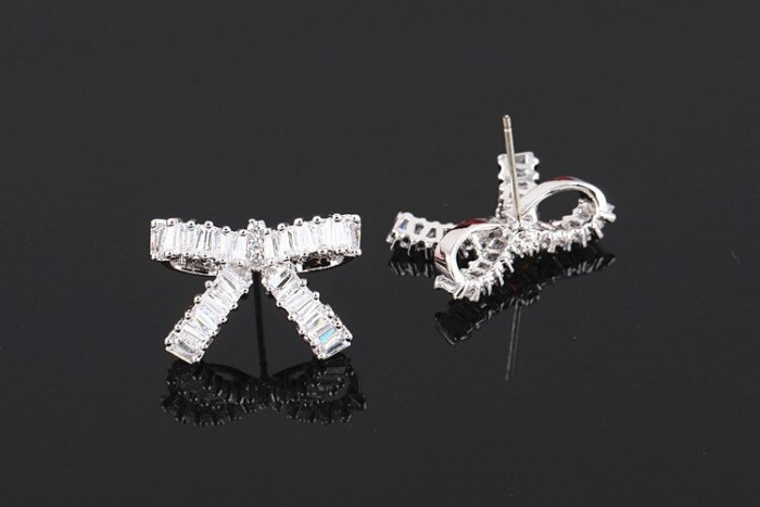 Korean-Style Bow Ear Stud Earrings AAA Zircon Inlaid Sterling Silver Earrings Jewekry Qxwe669