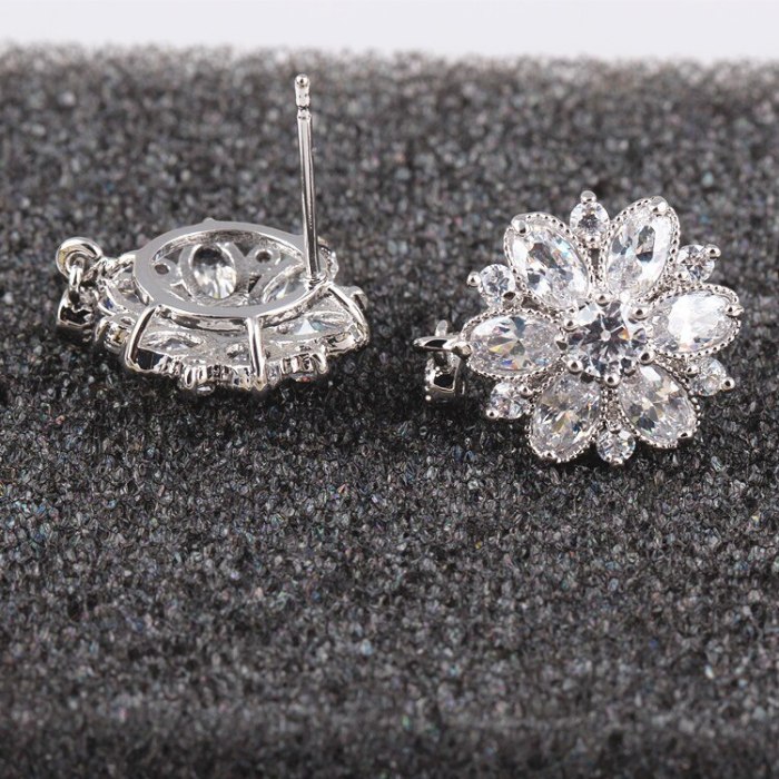 Dragon Flower AAA Zircon Earrings Exquisite Japanese and Korean Ear Stud Ear Pendant Female Gift Accessories Qxwe598