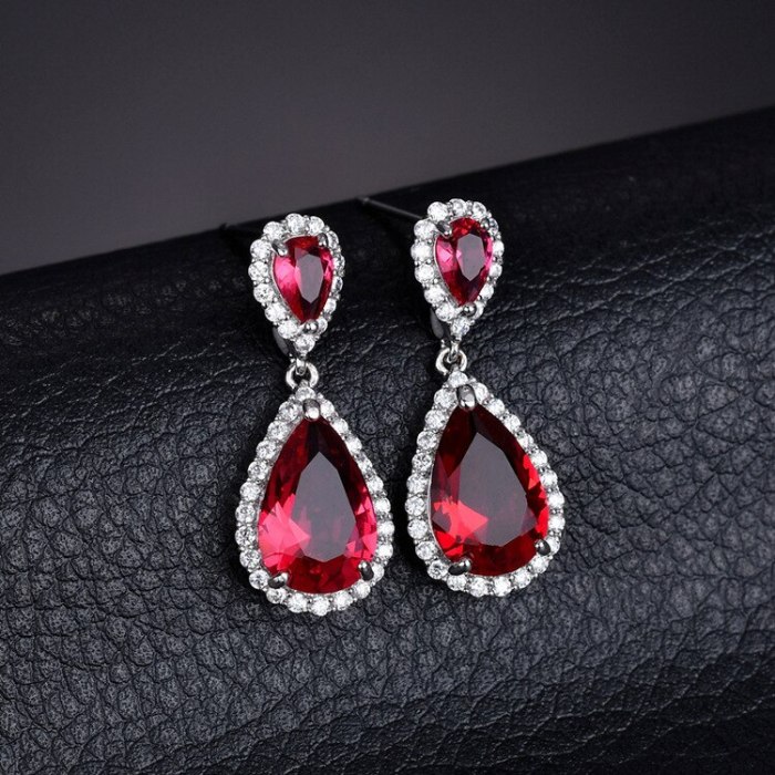 Rouge Stud Earrings Zircon Inlaid Dinner Earrings Korean Fashion Earrings Jewelry Qxwe714