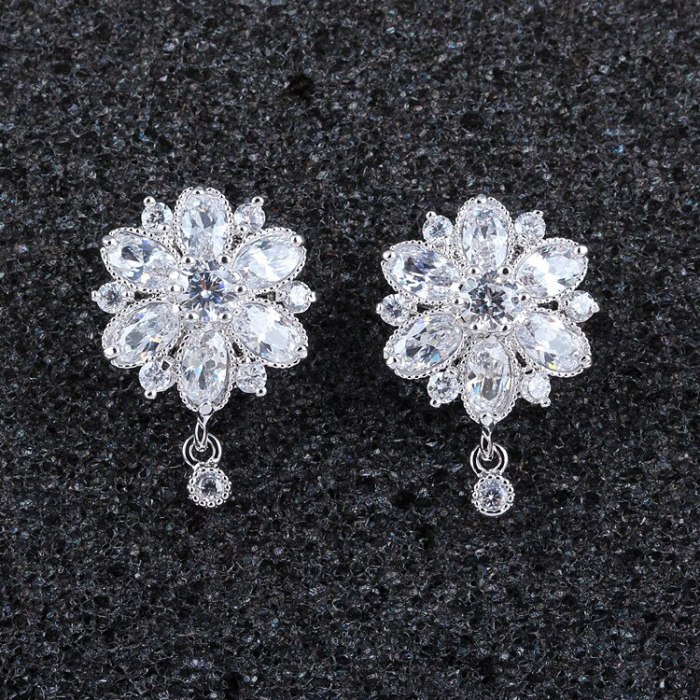 Dragon Flower AAA Zircon Earrings Exquisite Japanese and Korean Ear Stud Ear Pendant Female Gift Accessories Qxwe598