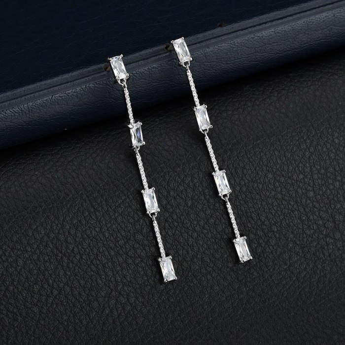 Korean Fashion Zircon Long Tassel Earrings Geometric Inlaid Earrings S925 Sterling Silver Stud Earrings Qxwe1295