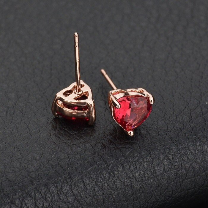 Heart-Shaped AAA Zircon Earrings Platinum Electroplated Simple All-match Lovely Stud Earrings Qxwe456