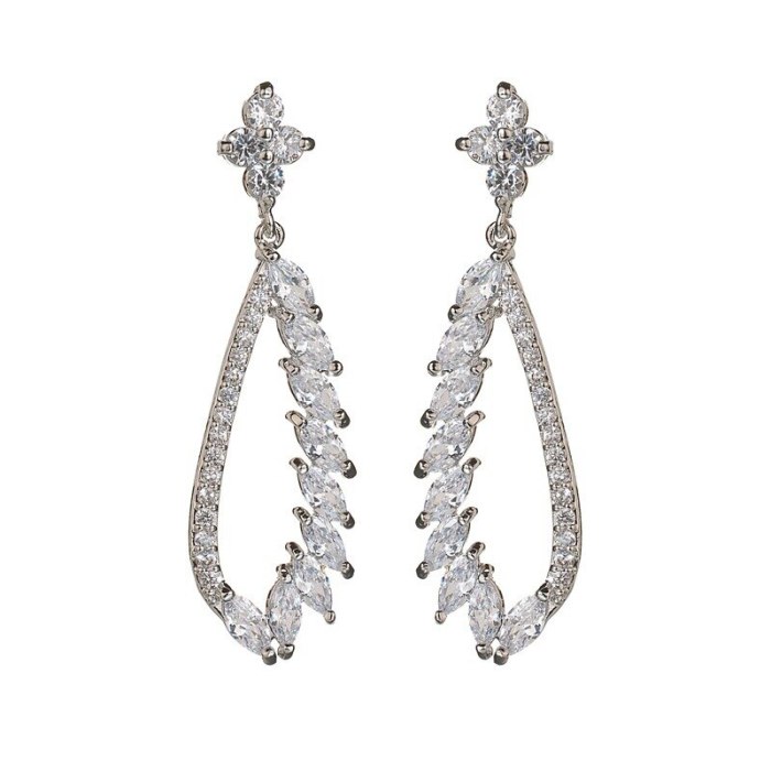 Luxury Exaggerated Fashion New Symmetrical Angel Wings Stud Earrings Earrings  Qxwe953