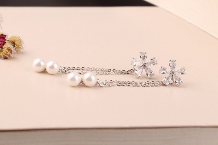 Five Petals Sterling Silver Ear Pin Korean Elegant Female Long Cool All-match Pearl Earrings Ear Pendant Qxwe672
