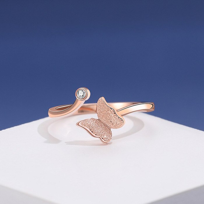 S925 Sterling Silver Simple Design Zircon Butterfly Opening Ring Female Japanese and Korean Popular Hand Jewelry Mlk104