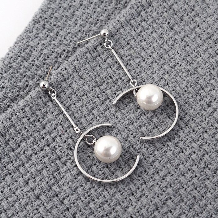 New European and American Creative Half-round Hollow Pearl Earrings Women's Long Fashion Simple Moon Earrings 139909