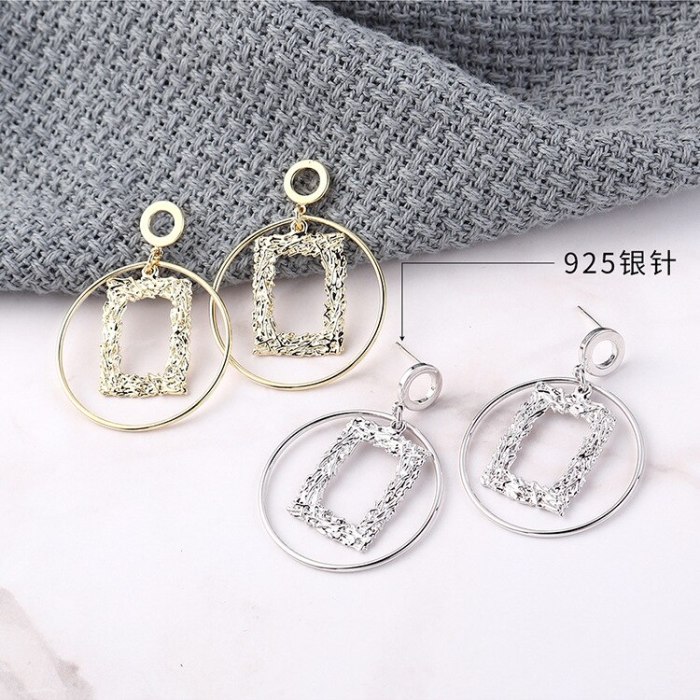 European New Exaggerated Cool Gold-Plated Earrings Women's Simple Circle Hollow Relief Geometric Earrings Silver Pin 138899