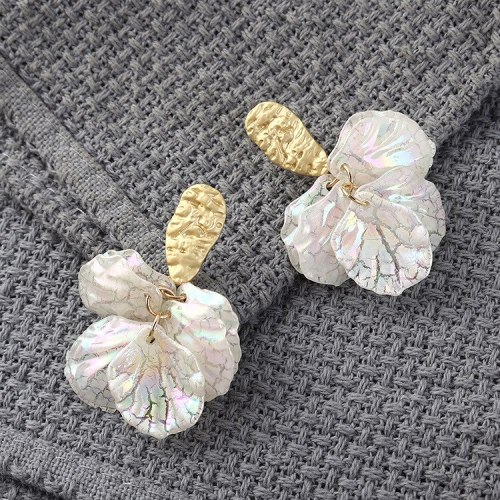 Korean Style Fashionable Elegant Shell Earrings Female All-match Hipster S925 Silver Needle Ear Stud Ornament 140153