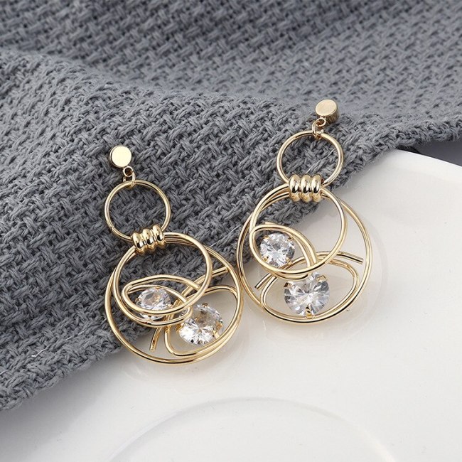 Korean Fashion All-match Zircon Earrings Female Temperament Double Coils Hollow-out Earrings Anti-Allergy Silver Needle 138888