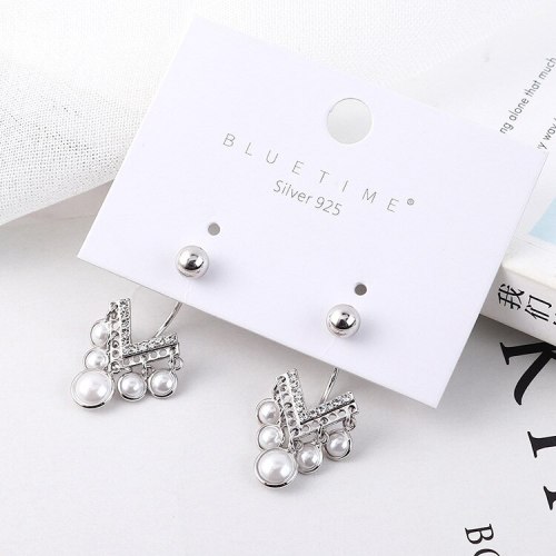 Retro Stud Earrings Women's Heart-Shaped Pearl Earrings Anti-Allergy S925 Sterling Silver Needle Earrings Small Jewelry 138939