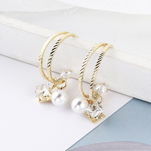 New Creative Exaggerated C- Shaped Pearl Earrings Female Square Zircon Earrings 925 Sterling Silver Needle Jewelry 138726