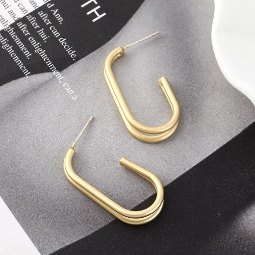 New European and American Earrings Women's Fashion Simple Small Banana S925 Silver Needle Jewelry 140542