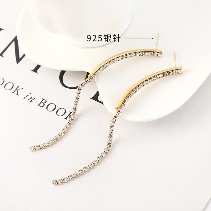 Fashion Crescent-Shaped Long Tassel Earrings Women's Simple Temperament All-match S925 Sterling Silver Needle Earrings 140155