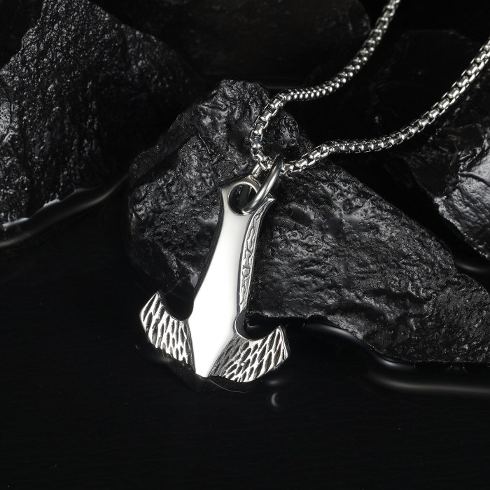 Street Hip Hop Trend Flying Spear Pendant Men's Titanium Steel Necklace Jewelry Wholesale Gb1733