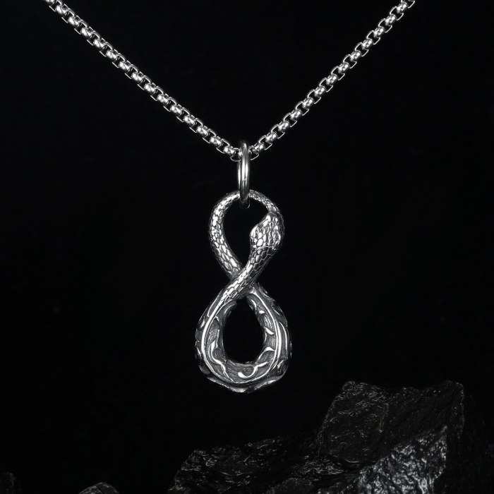 European and American Punk Wind 8-word Viper Pendant Personality Street Men's Titanium Steel Necklace Wholesale Gb1730.
