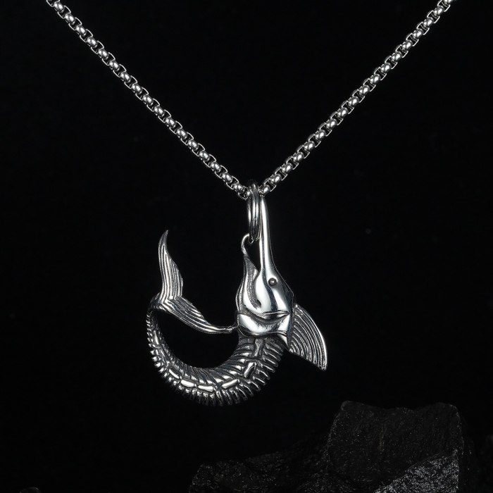 New Hip Hop Trend Fish Pendant Creative Personality Men's Titanium Steel Necklace Jewelry Wholesale Gb1732
