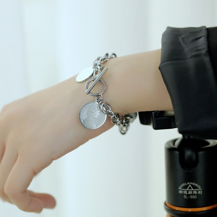 New Style Individual Fashion Ins Titanium Steel Bracelet Women's Korean Version Simple Ot Clasp Decoration GB1115