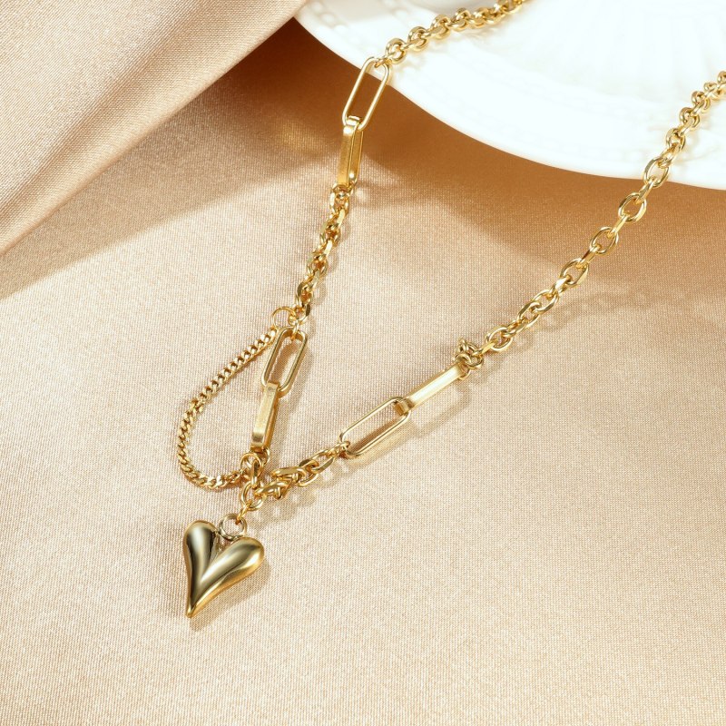 European Titanium Steel Heart Love Necklace Female Ins Personality Collarbone Chain Pendant Niche Design Jewelry Gb1712.